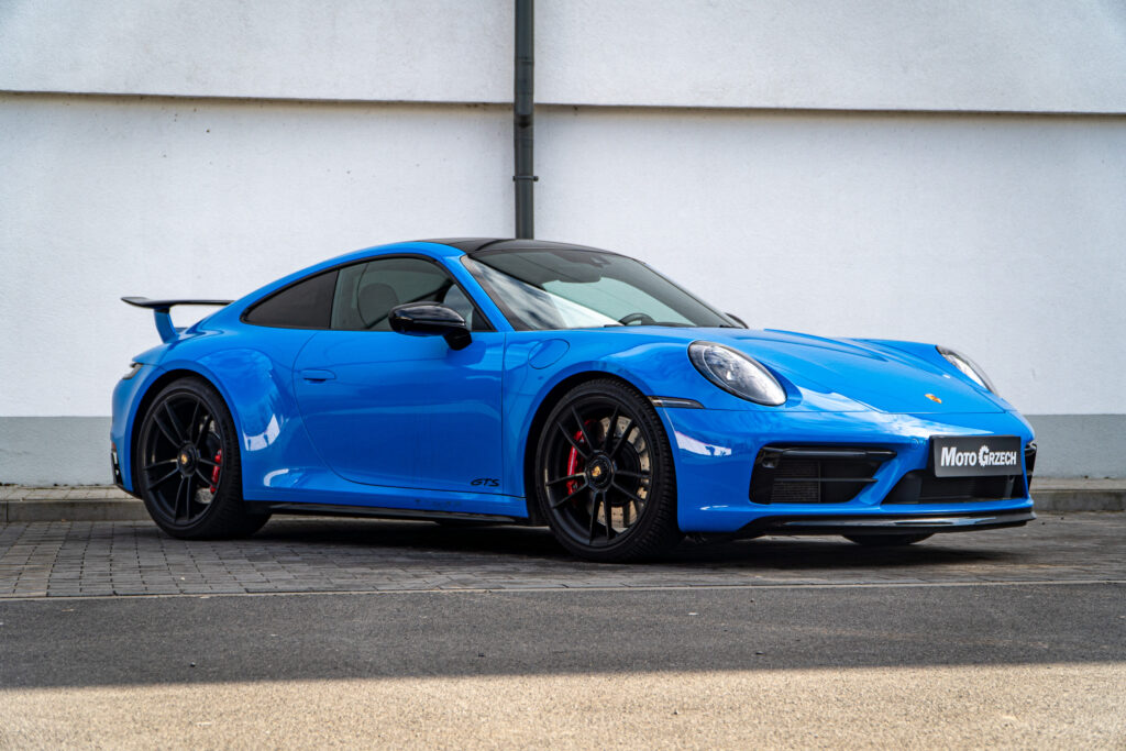 Porsche 911 carrera 4 GTS